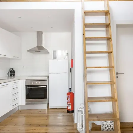 Skylight Mouraria Loft