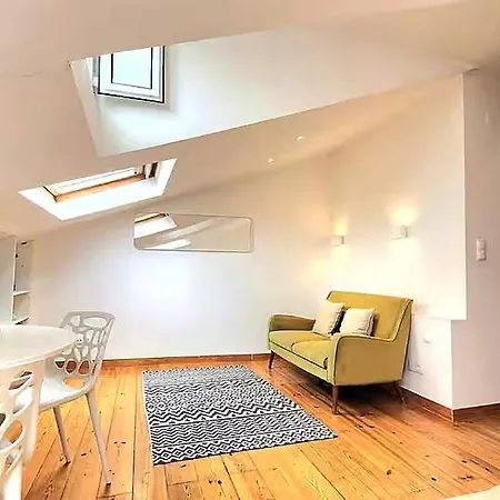 Skylight Mouraria Loft *