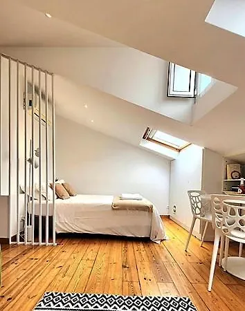 Skylight Mouraria Loft *